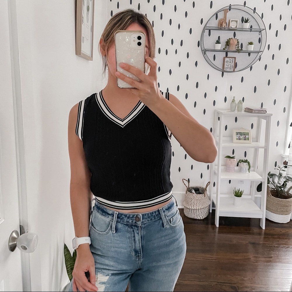 Shein Sweater Vest - Picture 1 of 5